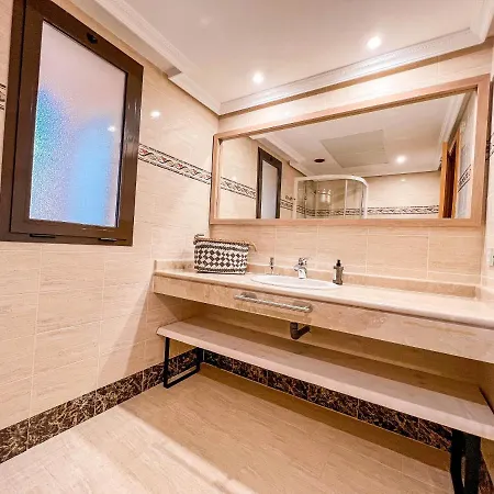 Conde Luque Apartment, Luxury & Golf Benahavis-marbella Apartment *